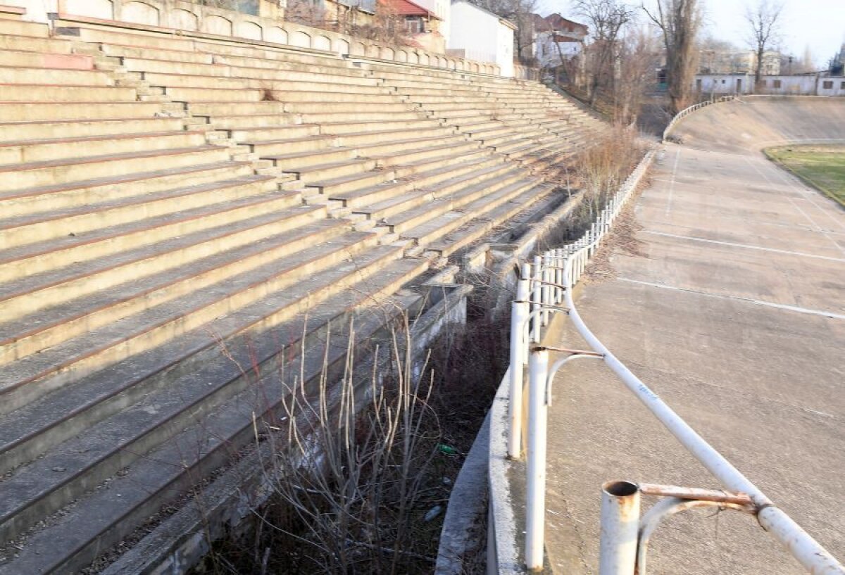 STADION DINAMO // VIDEO + FOTO EXCLUSIV Reportaj GSP în ruinele velodromului din „Ștefan cel Mare”: «monument» pentru unii,  «relicvă» pentru restul