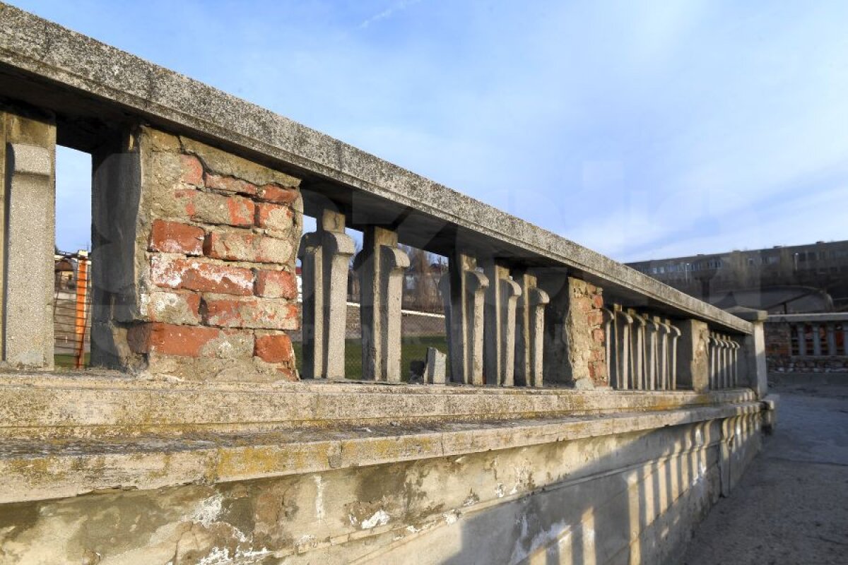 STADION DINAMO // VIDEO + FOTO EXCLUSIV Reportaj GSP în ruinele velodromului din „Ștefan cel Mare”: «monument» pentru unii,  «relicvă» pentru restul