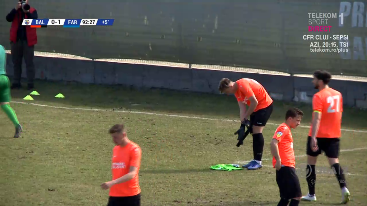 VIDEO + FOTO Moți din Liga 2 :) » Stoica i-a apărat un penalty lui Celestino în Balotești - Farul 