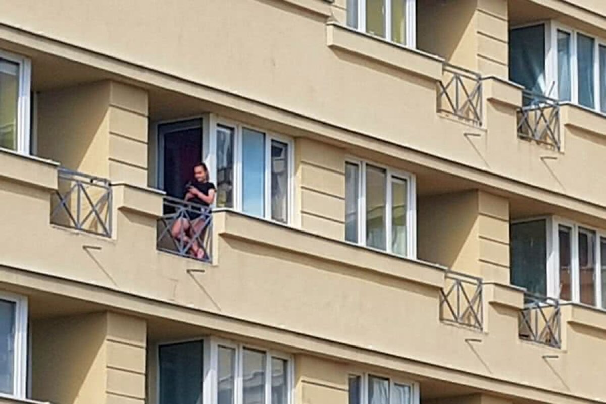 Rapid - SC Popești Leordeni 4-1 // VIDEO + FOTO 3 momente inedite din „Regie”: Florin Manea a plâns + remarci misogine către studentele din cămin: „Auzi, ce număr ai la interfon?”