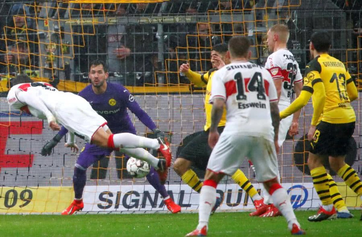 BUNDESLIGA // FOTO Bayern Munchen a demolat-o pe Wolfsburg și a revenit pe primul loc » Dortmund, emoții cu Stuttgart 