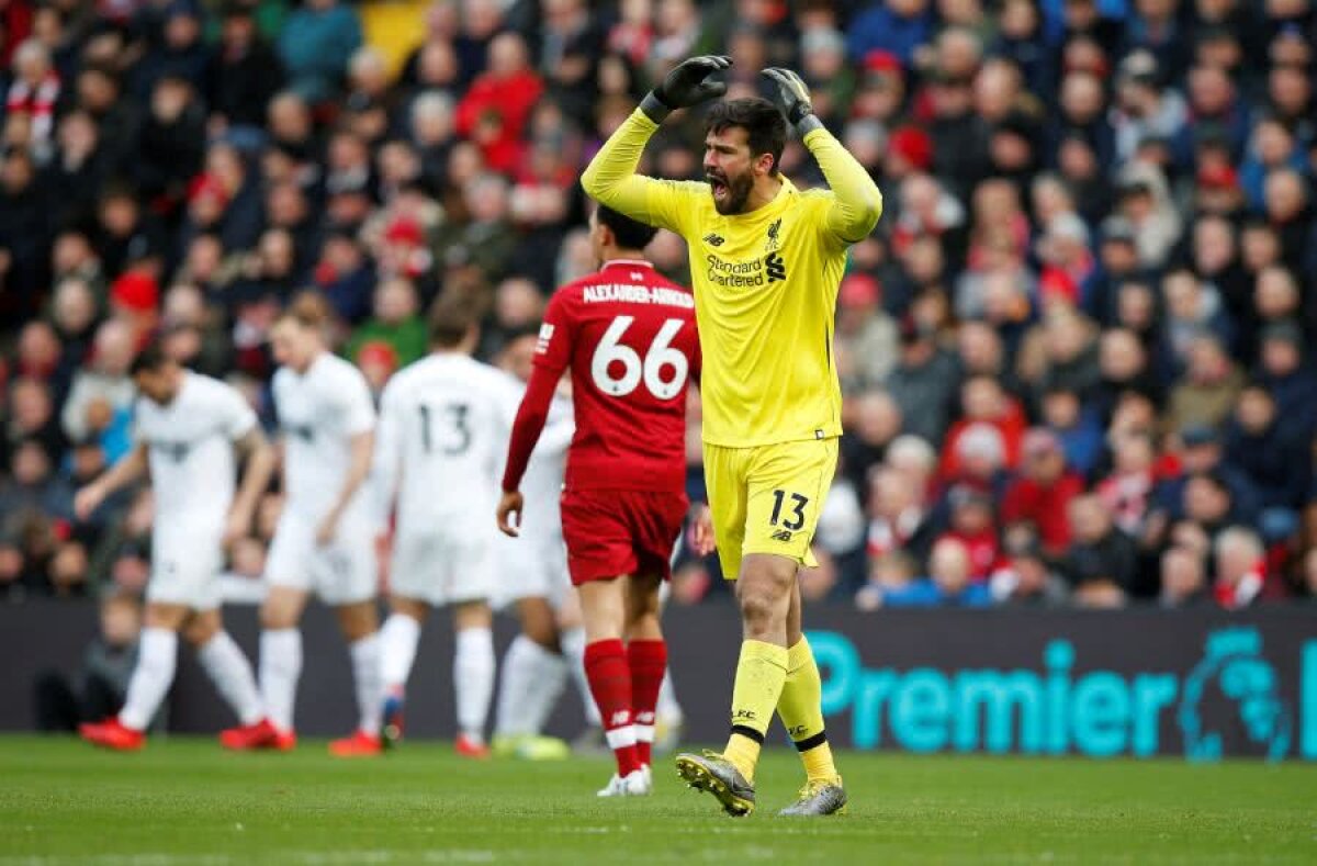 LIVERPOOL - BURNLEY  4-2 // Sadio Mane și Firmino îi aduc victoria lui Klopp! City și Liverpool, luptă la baionetă pentru titlu