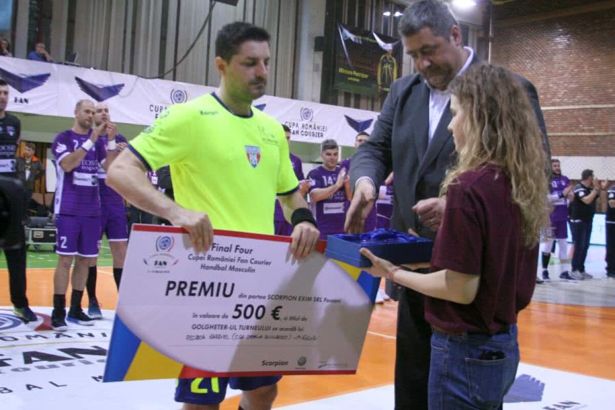 FOTO Poli e din nou fruncea! Timișoara a învins Steaua în finala Cupei României