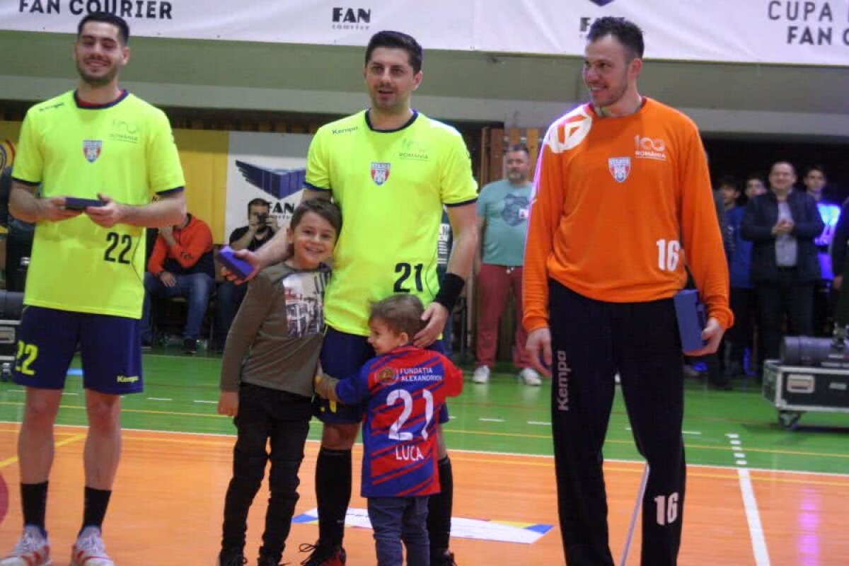 FOTO Poli e din nou fruncea! Timișoara a învins Steaua în finala Cupei României