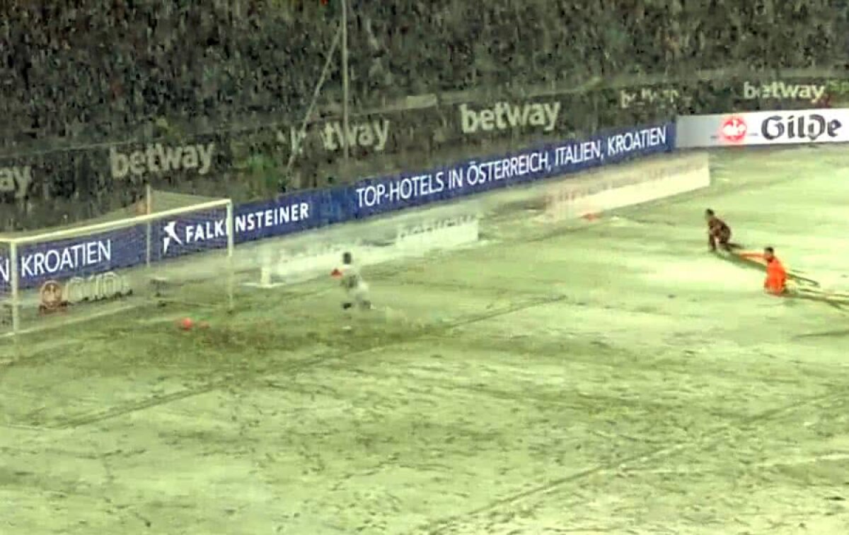 HANNOVER - LEVERKUSEN 2-3 // FOTO Părea cel mai ușor gol din carieră! Moment INCREDIBIL în Bundesliga