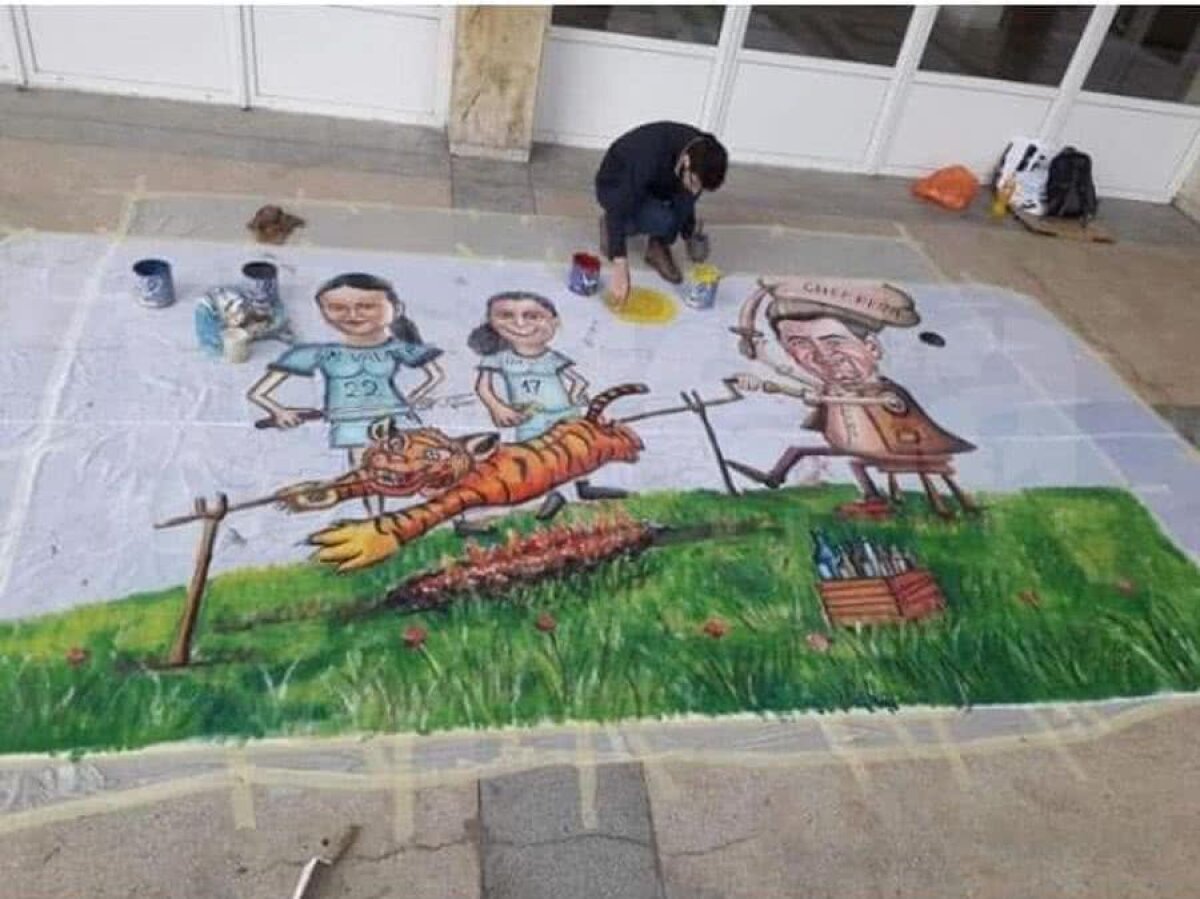 SCM RÂMNICU VÂLCEA - CSM BUCUREȘTI // EXCLUSIV / FOTO Fanii olteni, coregrafie „obraznică” la adresa bucureștencelor: „Tigru la proțap”