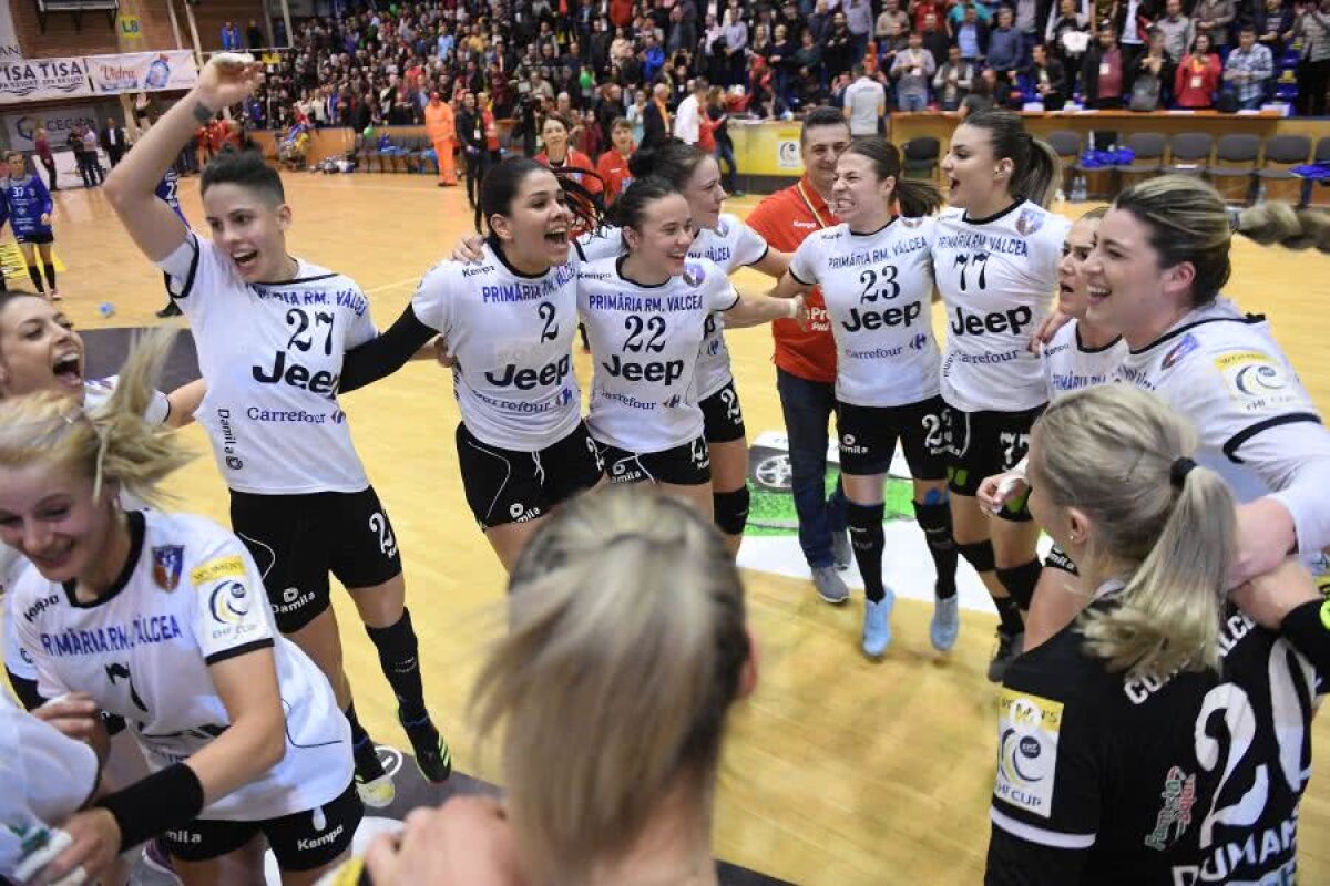 SCM RÂMNICU VÂLCEA - CSM BUCUREȘTI 29-30 // Vâlcea, 90% campioana României! » Final dramatic, cu gol în ultima secundă! 