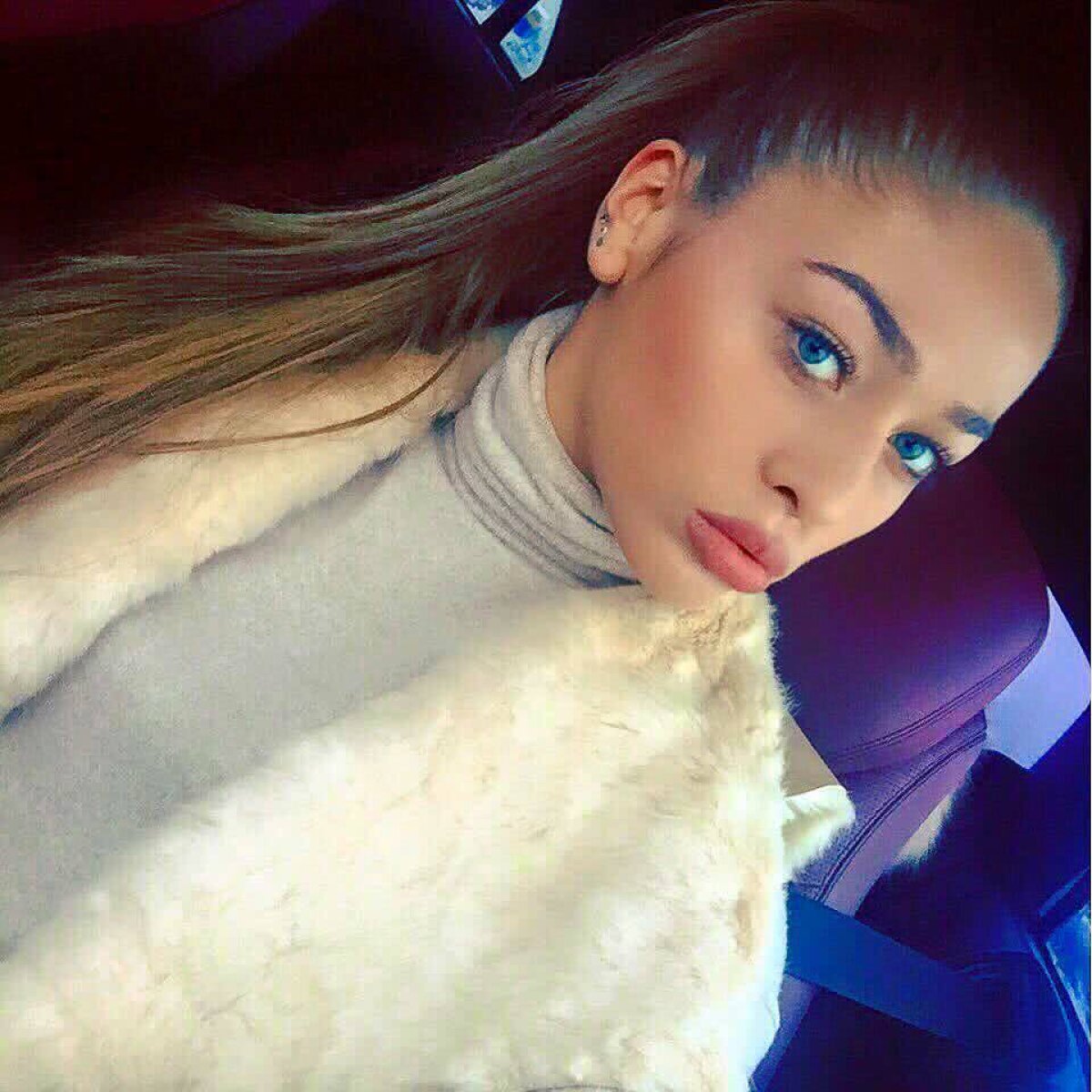 GALERIE FOTO O vedetă a lui CFR Cluj se iubește de mai mulți ani cu o superbă blondină din București