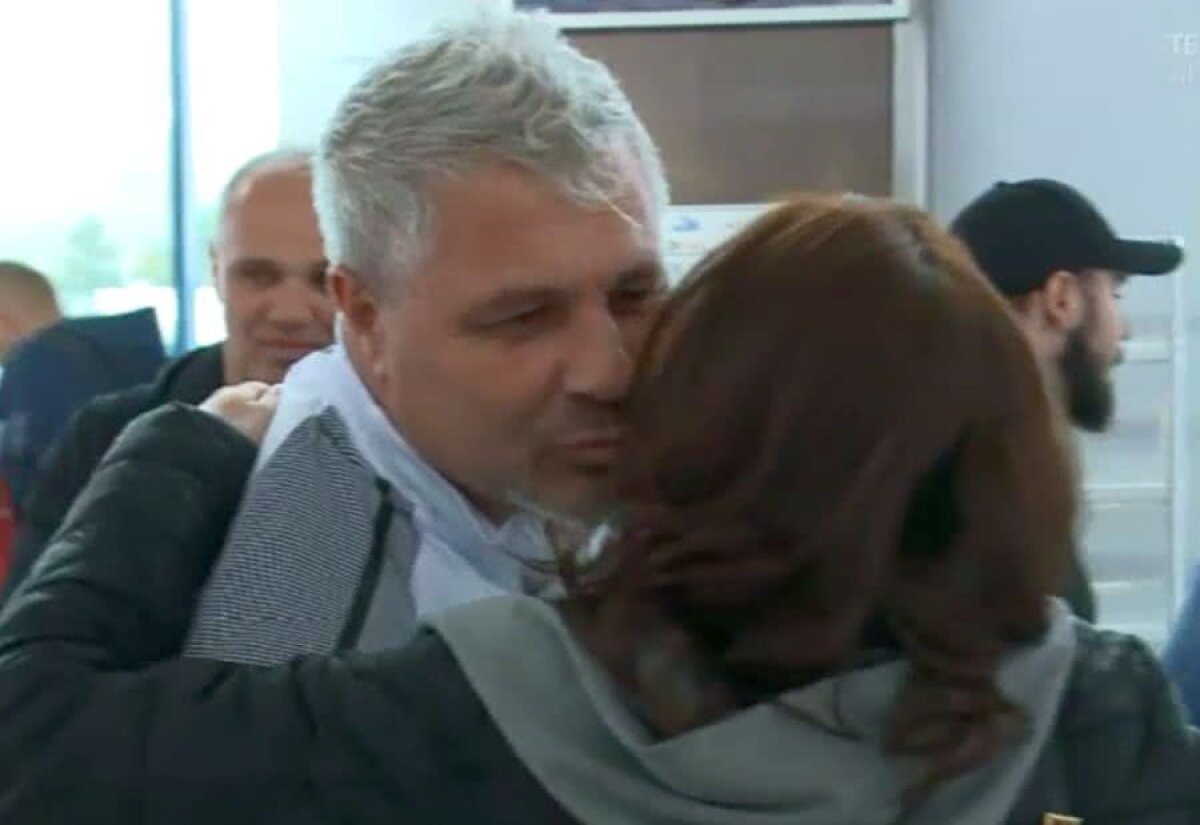 FOTO + VIDEO Ca David Beckham în 2002 :D » Cum a apărut Marius Șumudică azi în România