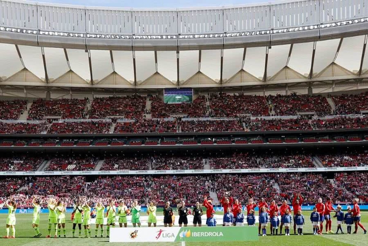 ATLETICO MADRID - BARCELONA » VIDEO+FOTO Atmosferă de senzație! S-a stabilit recordul de asistență all-time la un meci feminin intercluburi