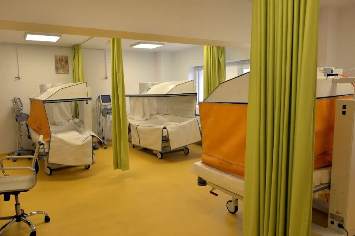 FOTO EXCLUSIV Reportaj la clinica de lux a lui Gigi » Becali spune că multe dintre analize și tratamente le achită din propriul buzunar: "Mi-e milă de oameni"