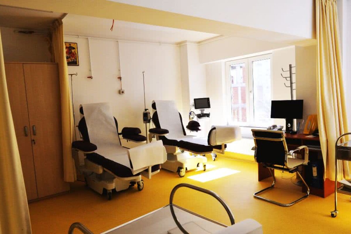 FOTO EXCLUSIV Reportaj la clinica de lux a lui Gigi » Becali spune că multe dintre analize și tratamente le achită din propriul buzunar: "Mi-e milă de oameni"