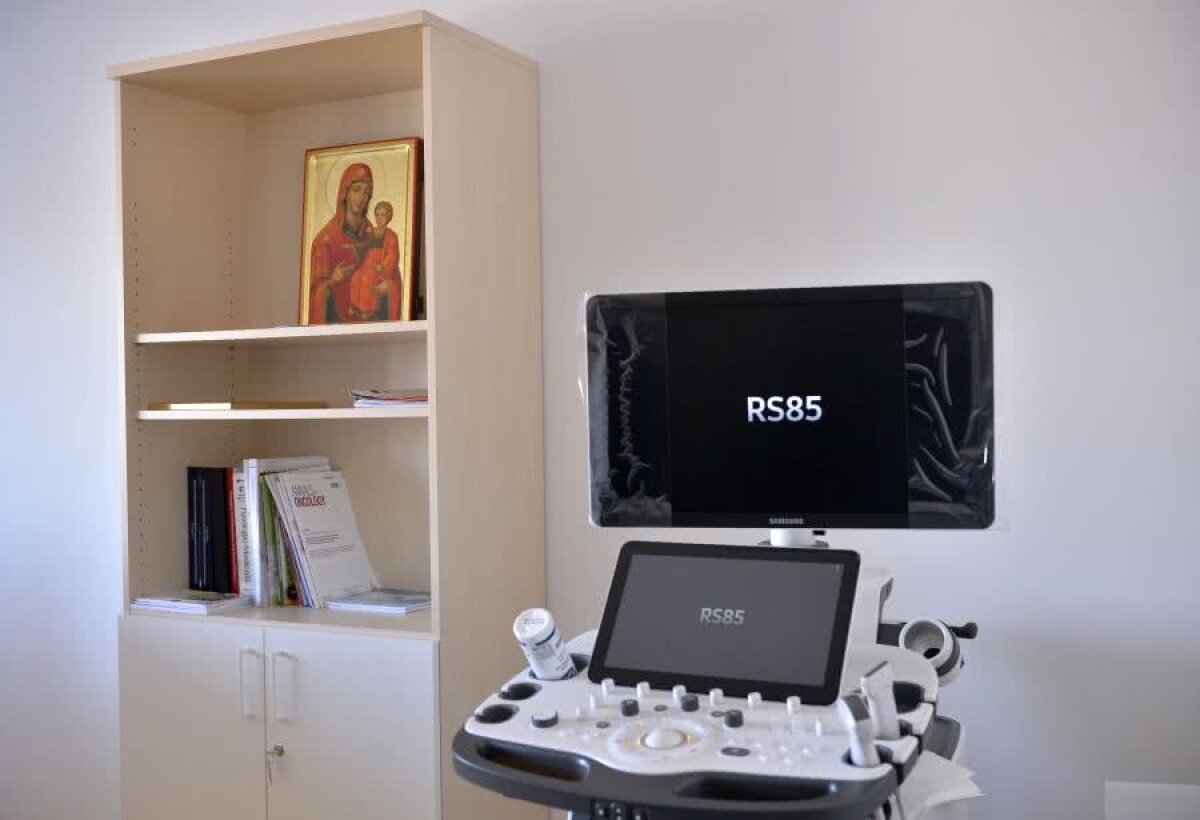 FOTO EXCLUSIV Reportaj la clinica de lux a lui Gigi » Becali spune că multe dintre analize și tratamente le achită din propriul buzunar: "Mi-e milă de oameni"