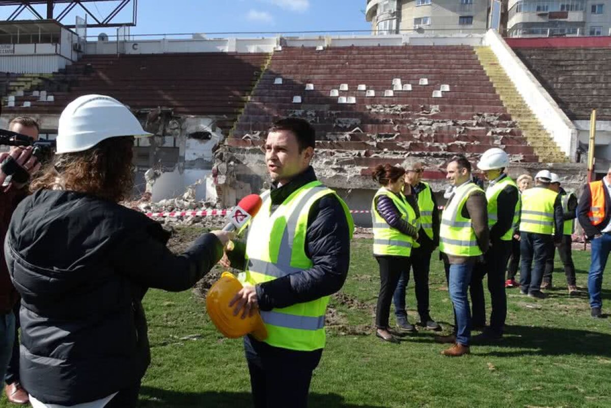 GALERIE FOTO Gică Popescu și ministrul Dezvoltării, în vizită la Ghencea și Giulești » Care este stadiul lucrărilor: „La Ghencea, suntem cam la 8%”