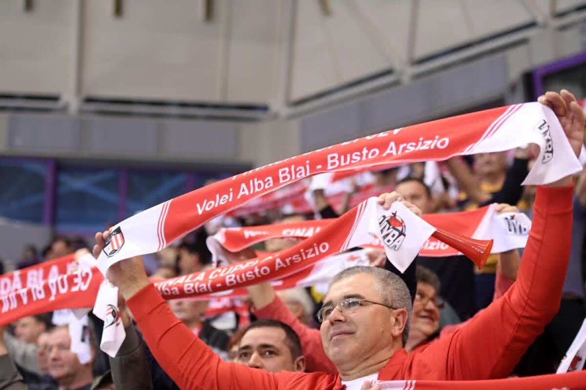 Volei Alba Blaj - Busto Arsizio 0-3 // FOTO + VIDEO Sala Transilvania, arhiplină la finala Cev Cup