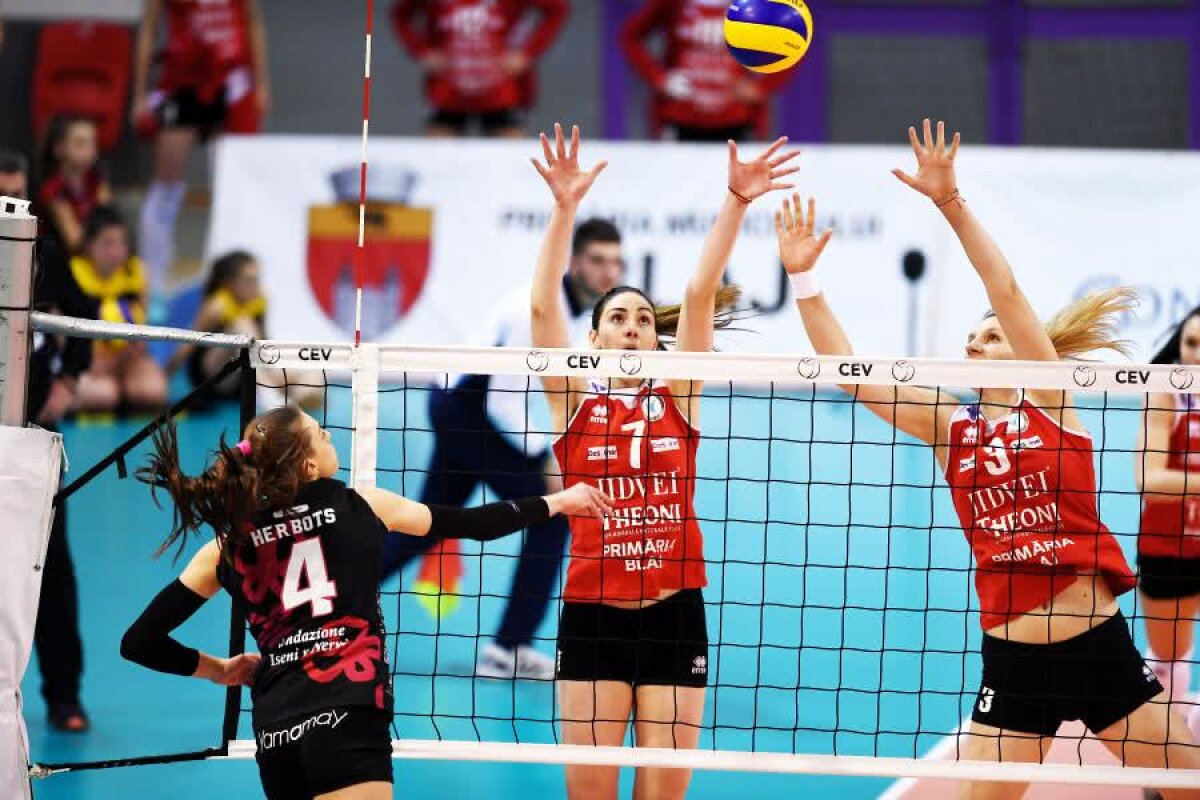 Volei Alba Blaj - Busto Arsizio 0-3 // Darko Zakoc, antrenorul ardelencelor, furios după eșecul drastic din finală: „Nu am avut inimă! Nu am avut curaj!”