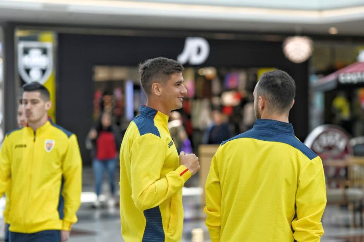 VIDEO+FOTO Naționala U21 s-a relaxat la mall înaintea meciului cu Spania » Românii i-au asaltat pe jucătorii lui Mirel Rădoi pentru poze și autografe