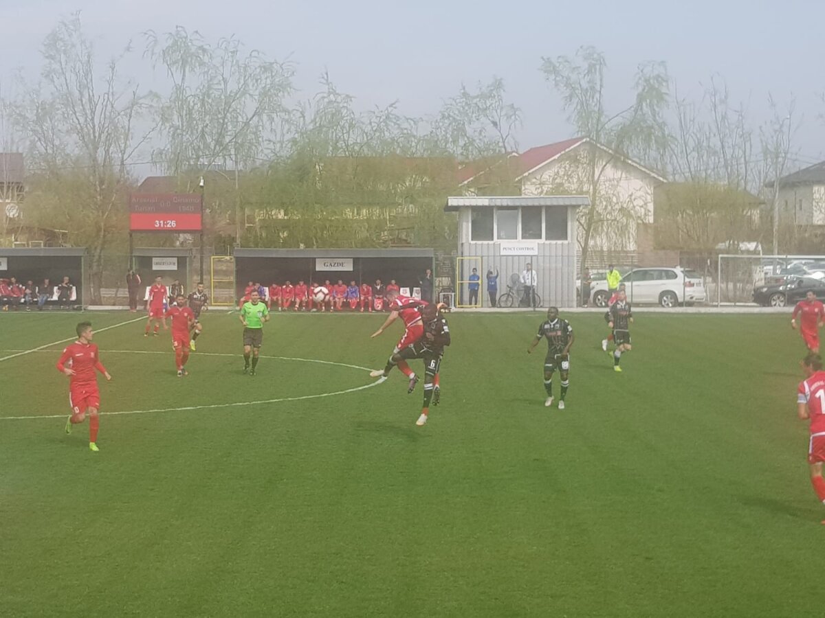 DINAMO - CS TUNARI 3-1 // VIDEO Amical cu savoare: Mircea Rednic a testat cu succes doi noi jucători, în miresme de ceafă pe grătar :)