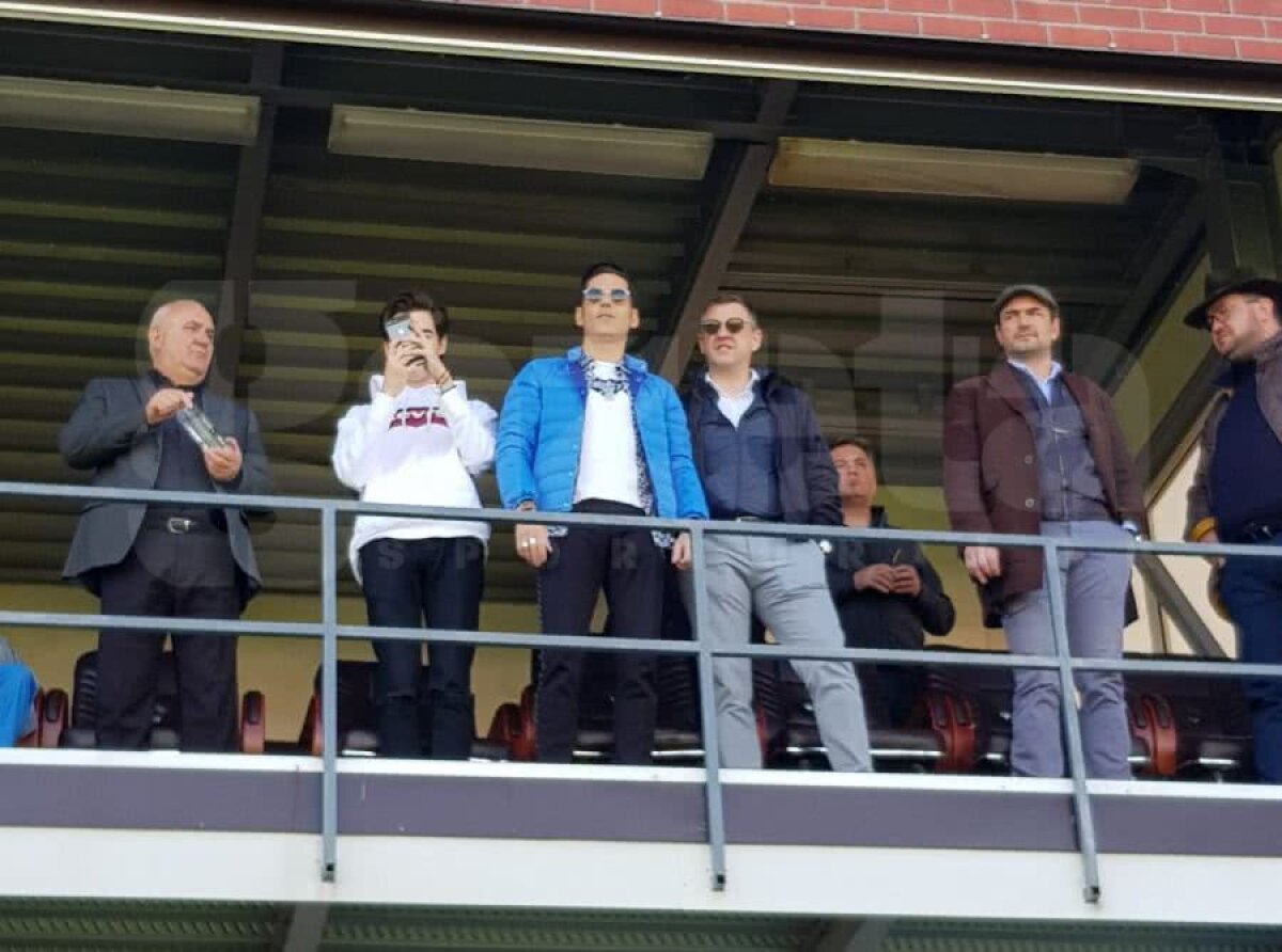 DINAMO - STEAUA 3-3 // VIDEO + FOTO Derby de România, varianta old school » Fotbaliștii adevărați ai României au făcut spectacol într-un Dinamo - Steaua ca pe vremuri: goluri, caterincă și nostalgie