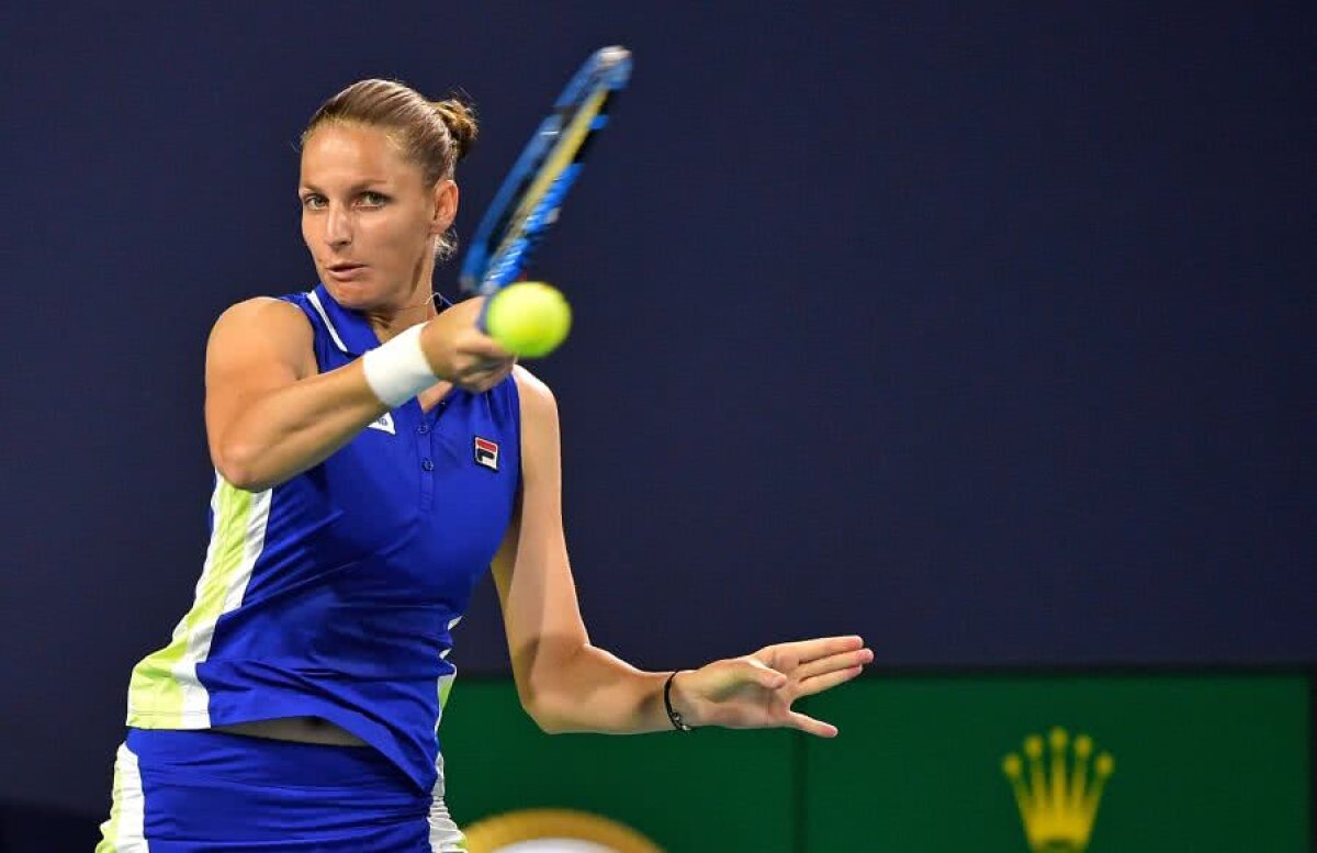 SIMONA HALEP - KAROLINA PLISKOVA // Inexplicabil! Halep a clacat complet după pauza cauzată de ploaia din Miami: a pierdut 9 game-uri la rând