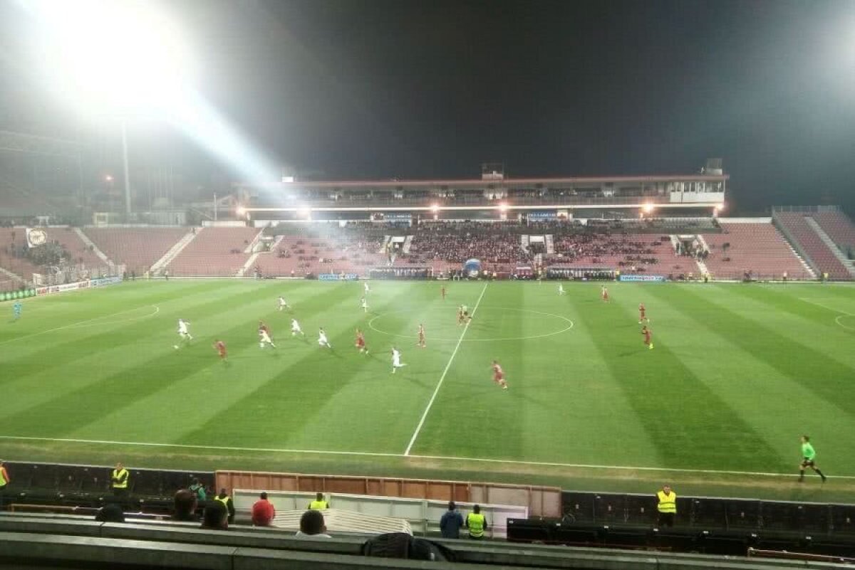 CFR CLUJ - ASTRA 1-0 // FOTO Asistență JENANTĂ în Gruia la revenirea lui Dan Petrescu! Săgeți din partea galeriei + Reacția antrenorului: „Eram sigur”