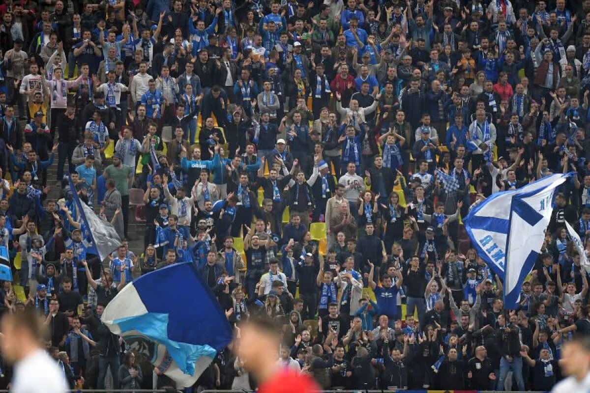 FCSB -  CS U CRAIOVA 3-2 // FOTO + VIDEO Atmosferă încinsă la derby: nervi, fumigene și culoare + ultrașii steliști l-au atacat pe Gică Craioveanu » Cele mai tari imagini