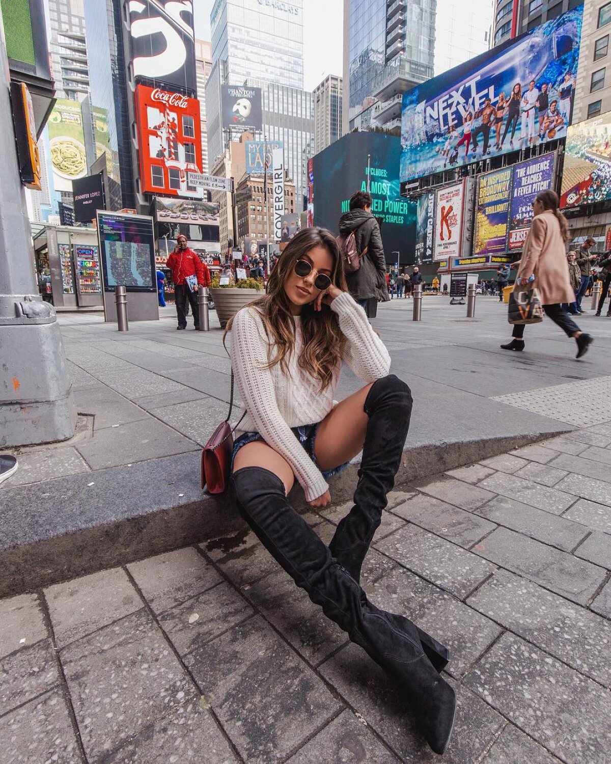 GALERIE FOTO O nouă regină în vestiarul lui Real Madrid! Vinicius Jr. și-a dat colegii pe spate cu noua cucerire :)