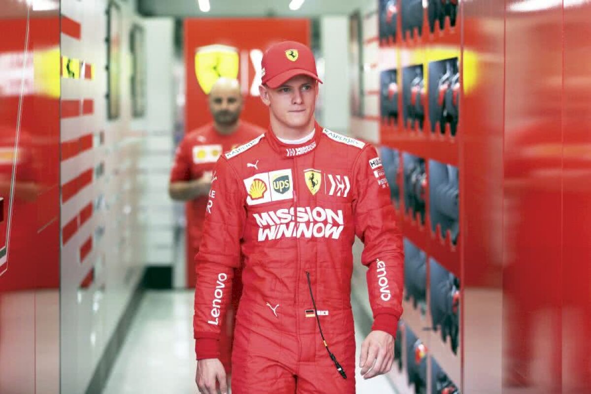 VIDEO + FOTO Imaginile zilei: Schumacher, din nou la Ferrari! Mick, fiul lui Michael, mai rapid decât Ricciardo la Bahrain