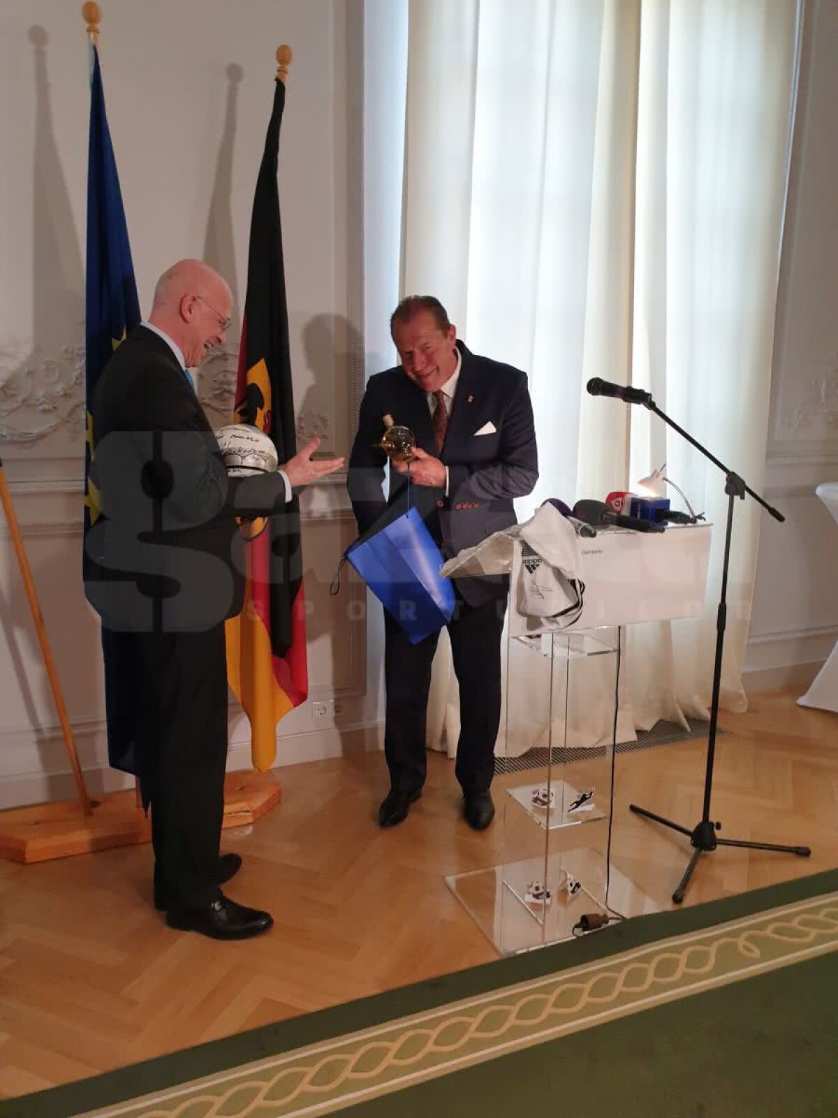 VIDEO+FOTO Recepție de gală pentru Helmuth Duckadam » Amabasadorul Germaniei: „Naționala noastră de acum are nevoie de hotărârea și energia lui”