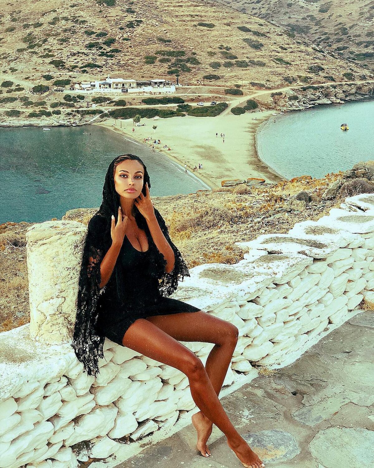 FOTO Mădălina Ghenea face o nouă cucerire: s-a cuplat cu un milionar american!
