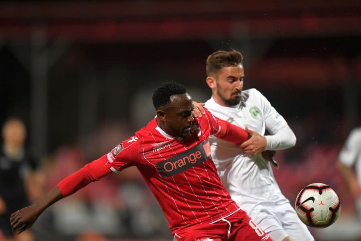 DINAMO - CHIAJNA 3-2 // VIDEO + FOTO Dinamo se impune contra Chiajnei și este lider în play-out » Meci spectaculos cu 5 goluri