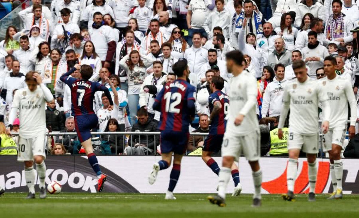 REAL MADRID - EIBAR 2-1 // VIDEO+FOTO Karim Benzema a făcut show: două goluri anulate de VAR, două goluri valabile!