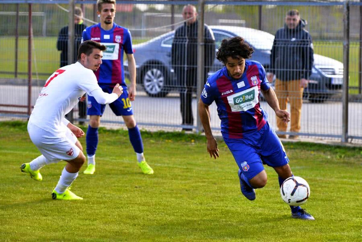 CSA STEAUA - CS FC DINAMO 3-0 // VIDEO + FOTO Steaua a umilit-o pe Dinamo în duelul cu parfum de derby din Liga 4 » Echipa lui Marius Lăcătuș, tot mai aproape de promovare