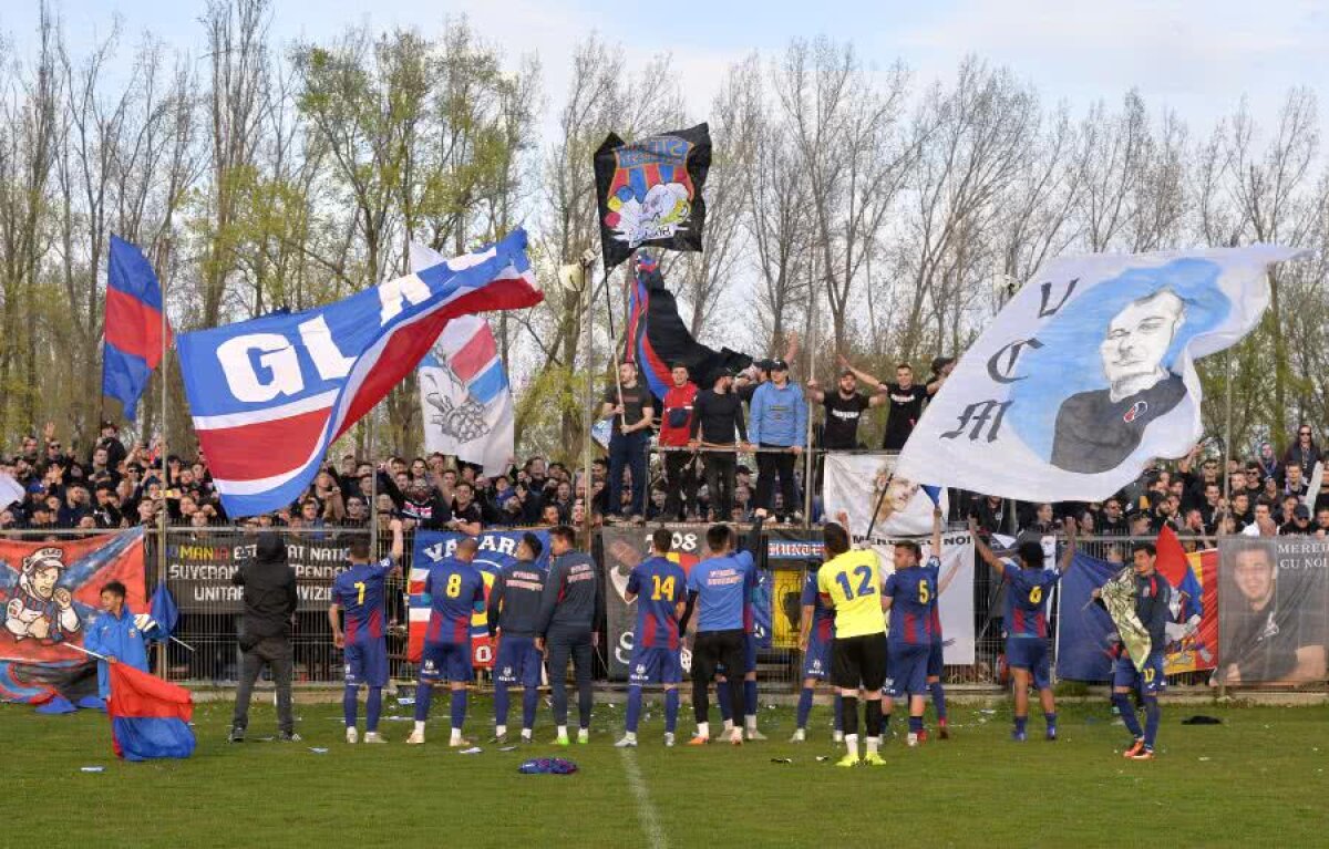 CSA STEAUA - CS FC DINAMO 3-0 // VIDEO + FOTO Steaua a umilit-o pe Dinamo în duelul cu parfum de derby din Liga 4 » Echipa lui Marius Lăcătuș, tot mai aproape de promovare