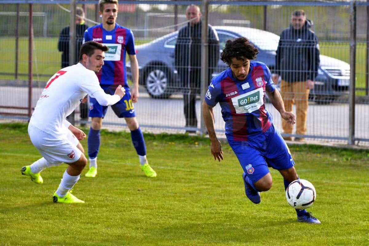 CSA STEAUA - CS FC DINAMO 3-0 // VIDEO + FOTO 3 detalii de la derby-ul din Liga 4: „masculii alfa” din teren, nemulțumirile suporterilor și o ipostază inedită cu Ștefan Iovan :)