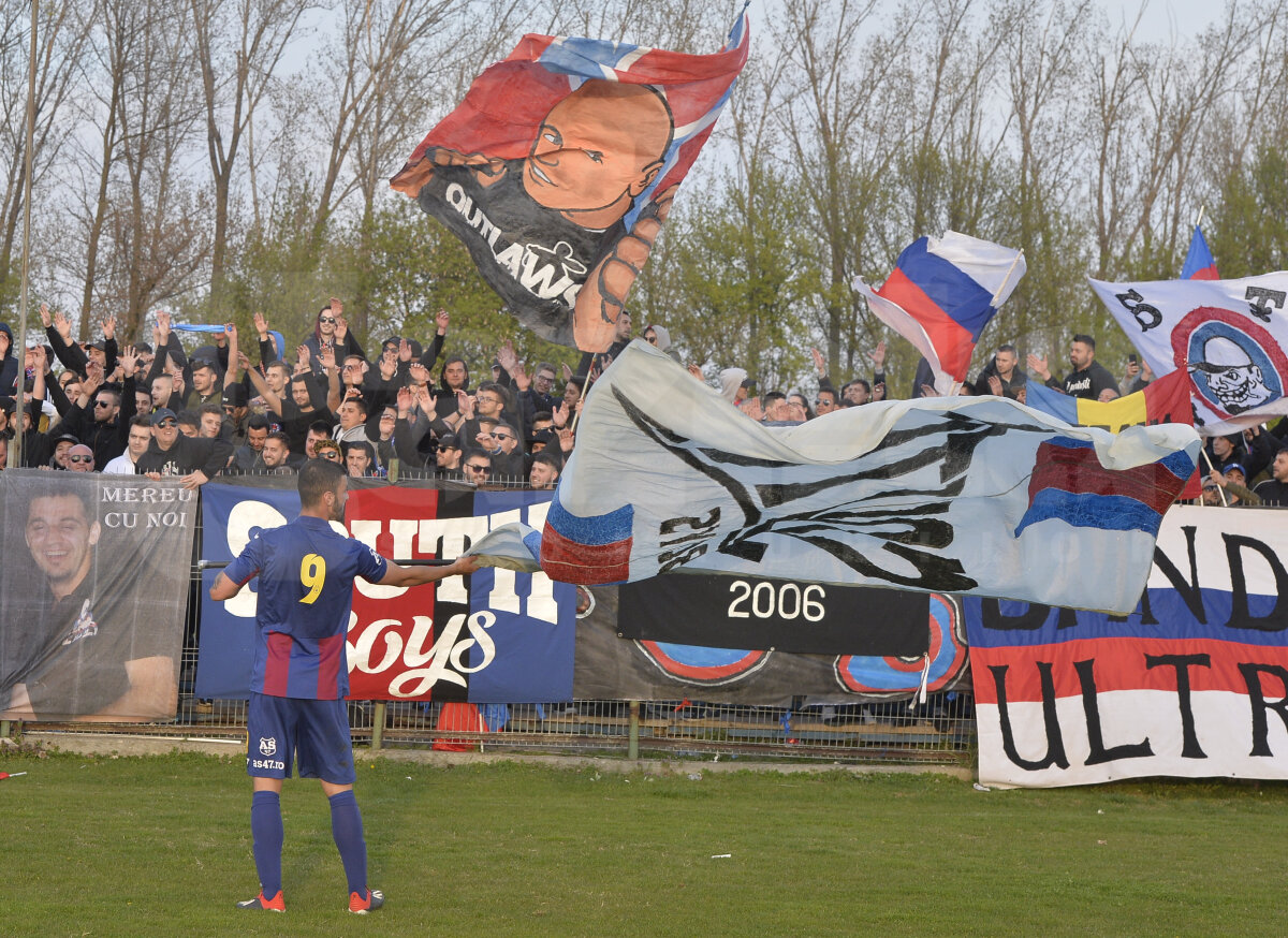 CSA STEAUA - CS FC DINAMO 3-0 // VIDEO + FOTO 3 detalii de la derby-ul din Liga 4: „masculii alfa” din teren, nemulțumirile suporterilor și o ipostază inedită cu Ștefan Iovan :)