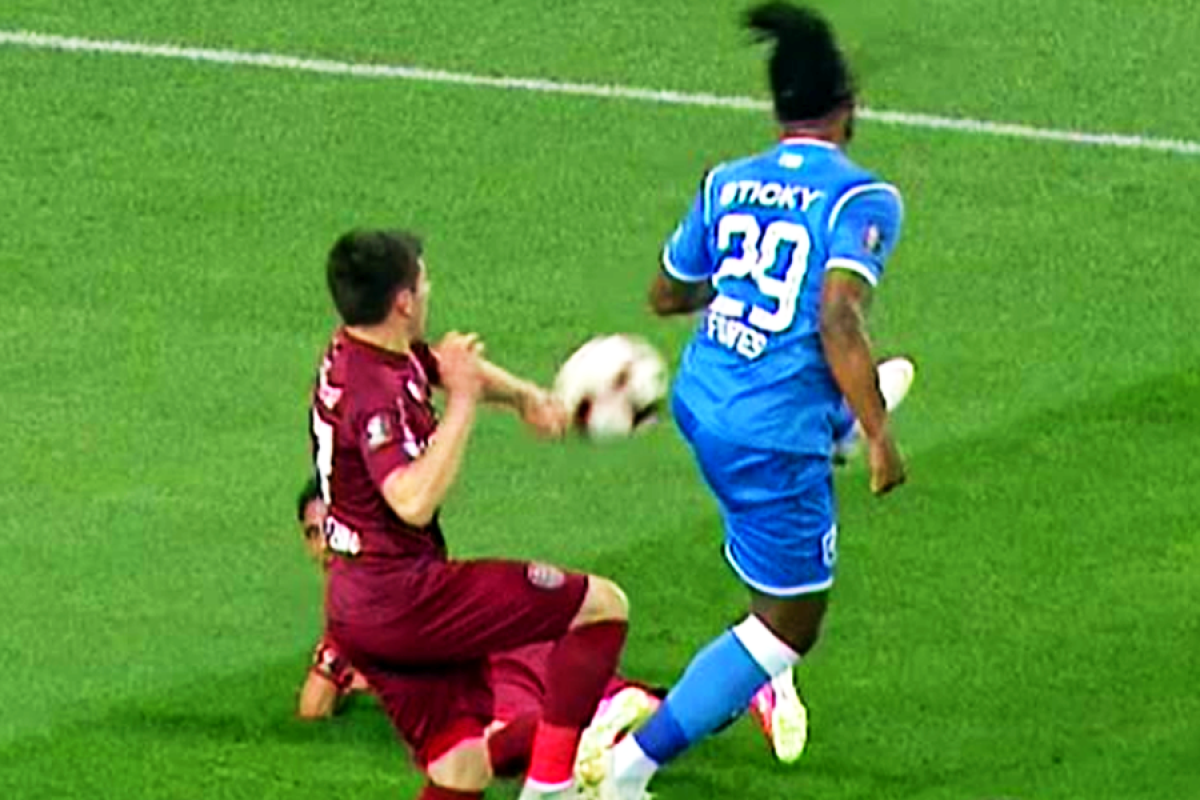 CSU CRAIOVA - CFR CLUJ 0-0 // Marius Avram, încă o decizie controversată! Crăciunescu afirmă răspicat: „Penalty pentru Craiova”