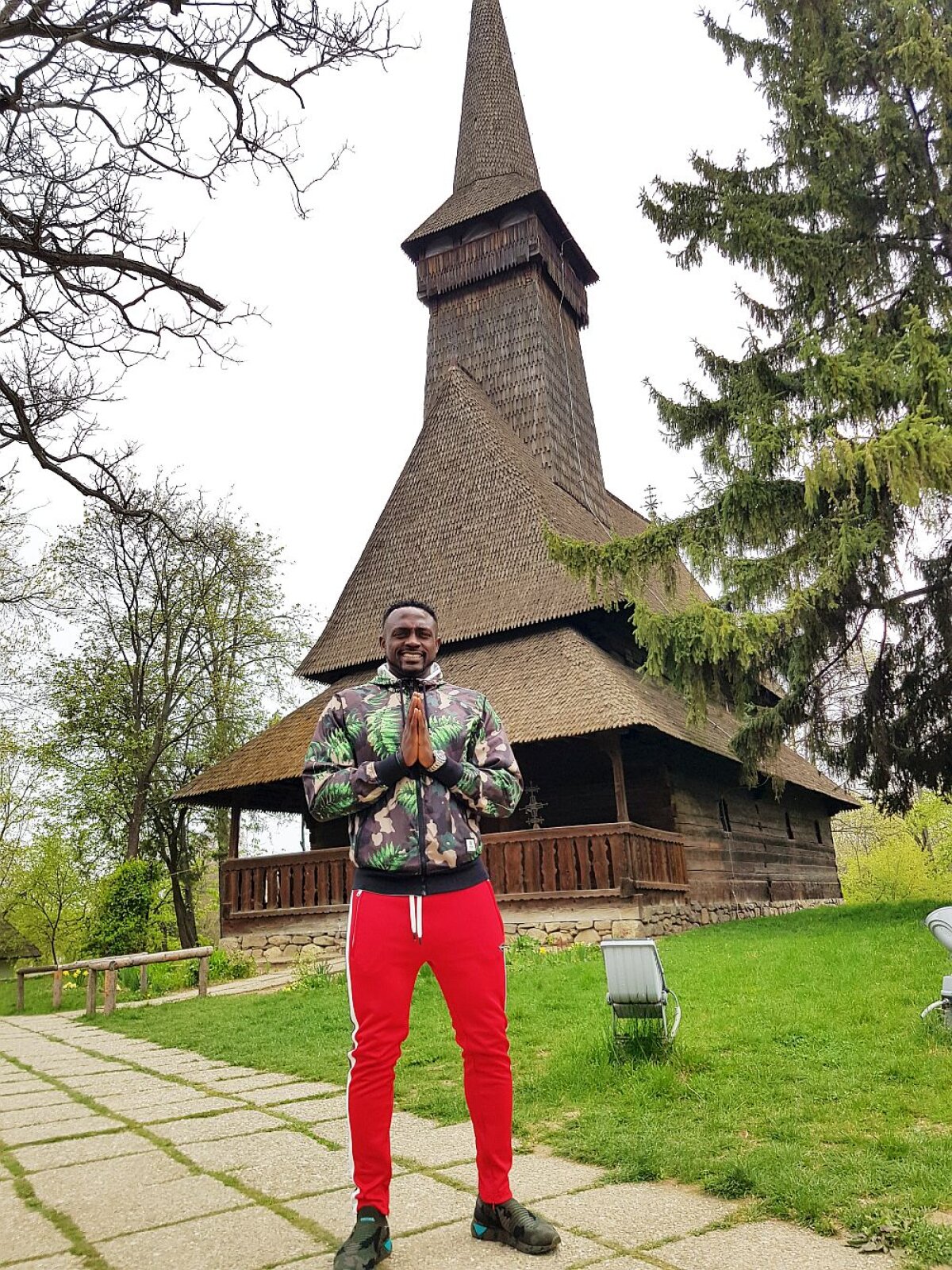 EXCLUSIV Reportaj DE SENZAȚIE cu Zenke, starul nonconformist al lui Dinamo! Născut, crescut într-o bază militară, visa să se facă actor