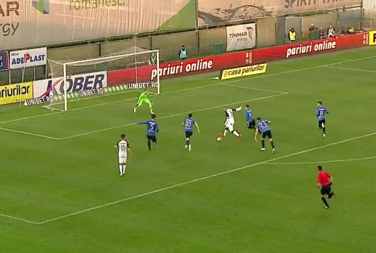 ASTRA - VIITORUL // VIDEO+FOTO Gol fabulos marcat de Denis Alibec » Cursă de 45 de metri și slalom printre adversari!