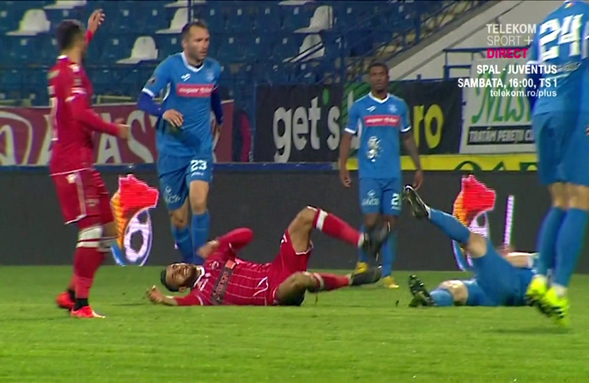 POLI IAȘI - DINAMO // VIDEO + FOTO Andrei Chivulete, decizii din Zona Crepusculară » Un fan a intrat să îi ceară socoteală, apoi a eliminat un jucător aparent nevinovat