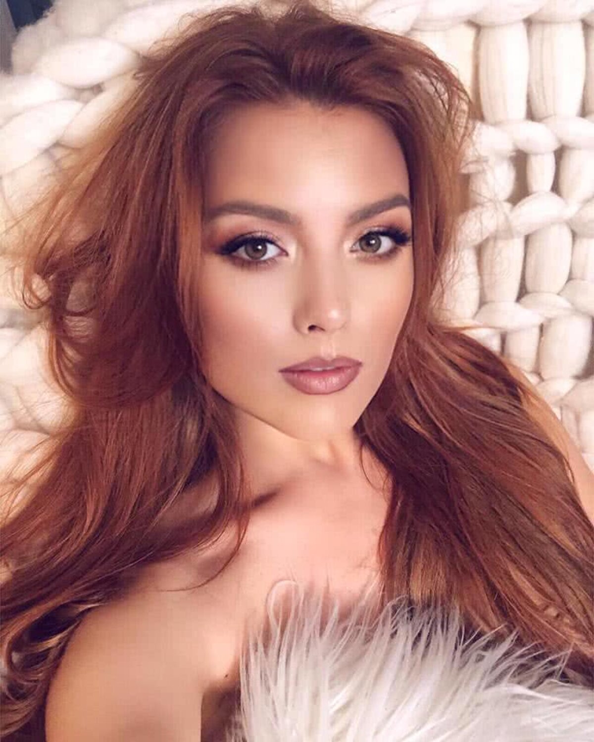 GALERIE FOTO Superba Elena Gheorghe „rupe" inimioarele pe internet! Secretul: „Sportul este cel mai bun remediu antistres”