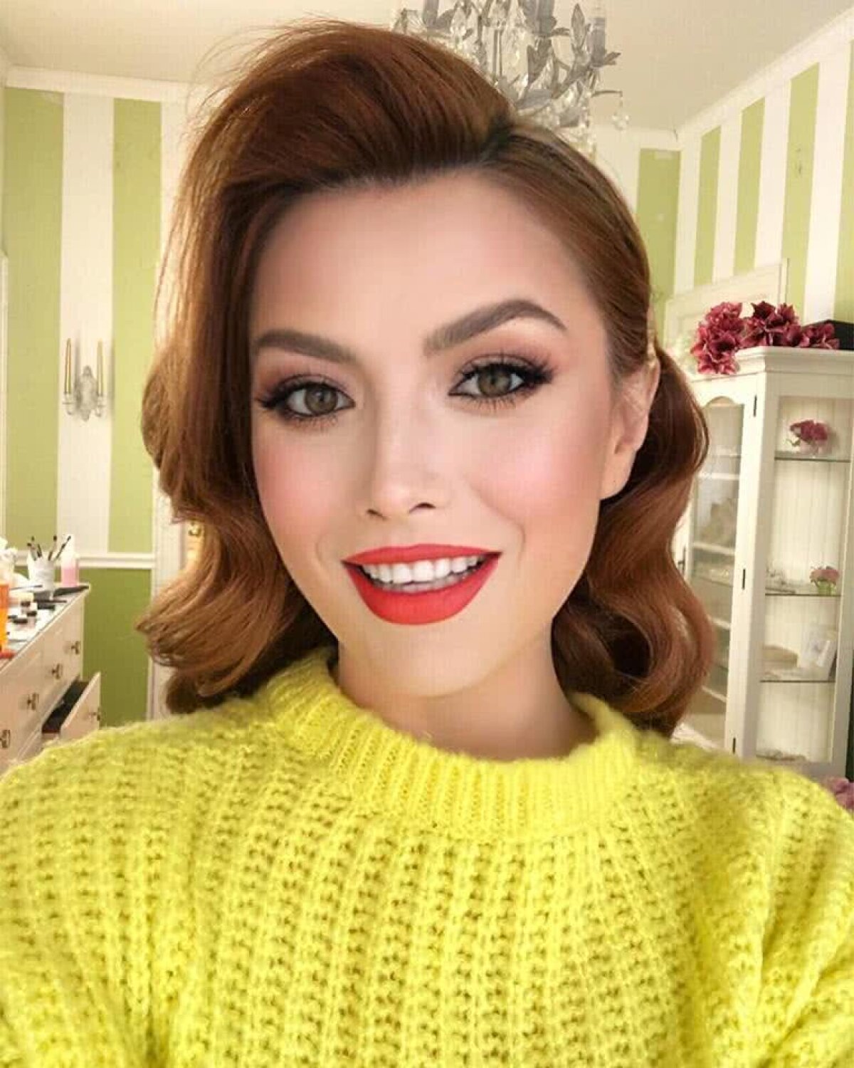 GALERIE FOTO Superba Elena Gheorghe „rupe" inimioarele pe internet! Secretul: „Sportul este cel mai bun remediu antistres”