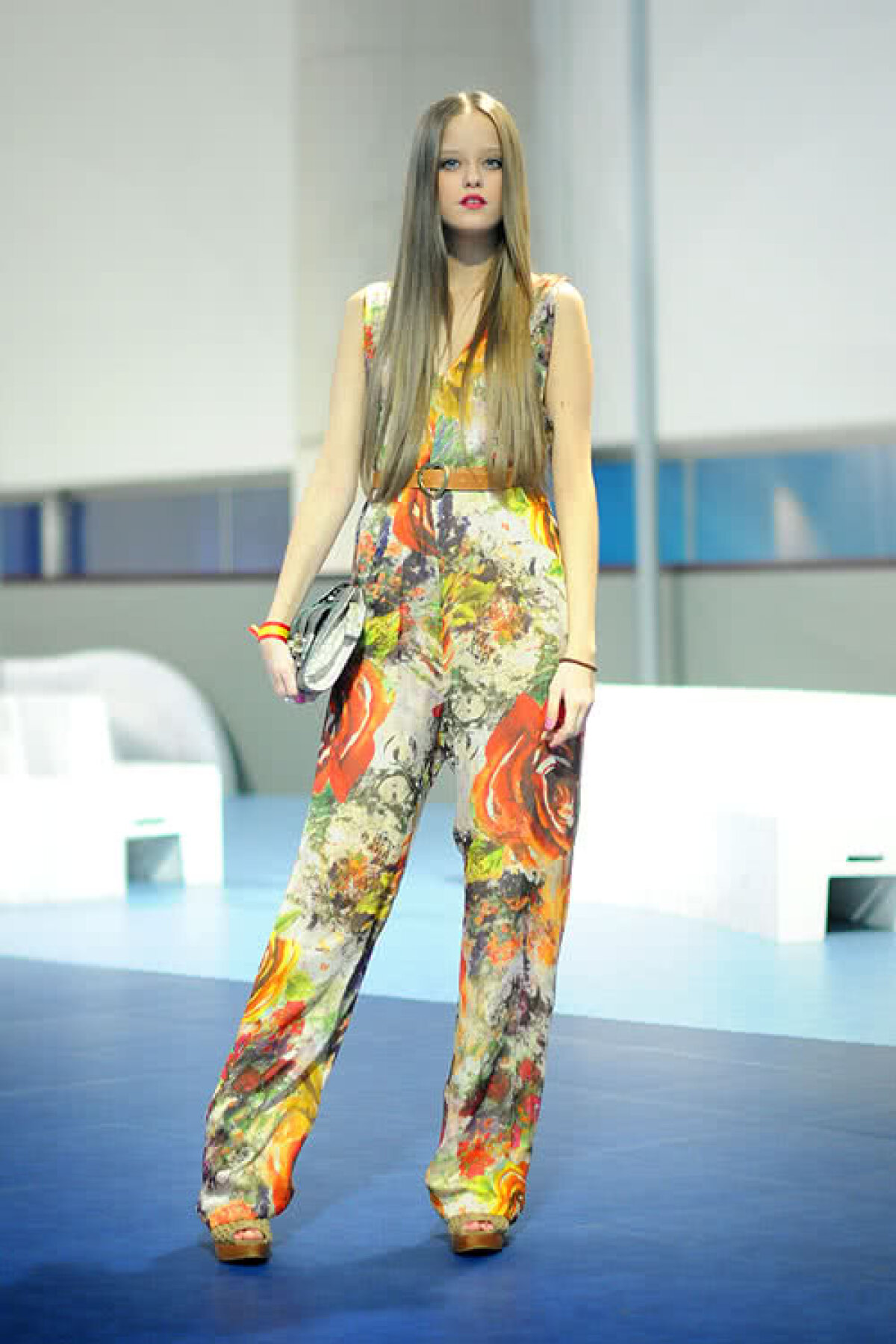 FOTO Dani Carvajal și Joselu Mato sunt cuplați cu două gemene! Imagini spectaculoase cu cea mai nouă WAG de la Real Madrid