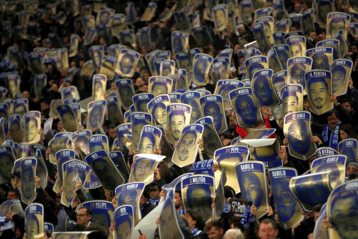 PORTO - LIVERPOOL 1-4 // GALERIE FOTO Scenografie inedită a fanilor lui Porto! Ce mesaj au avut pentru „dragoni”