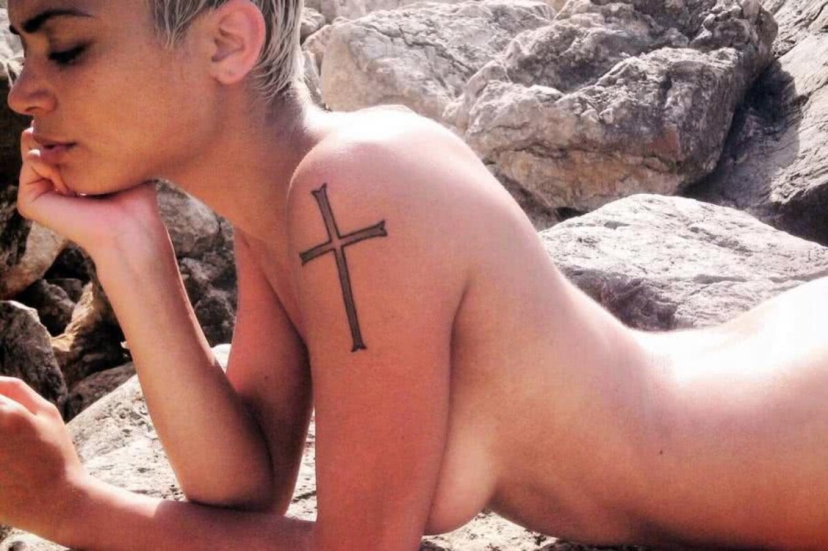 FOTO Elodia lui Balotelli » Atacantul lui Marseille și-a găsit o nouă iubită: o cântăreață italiană