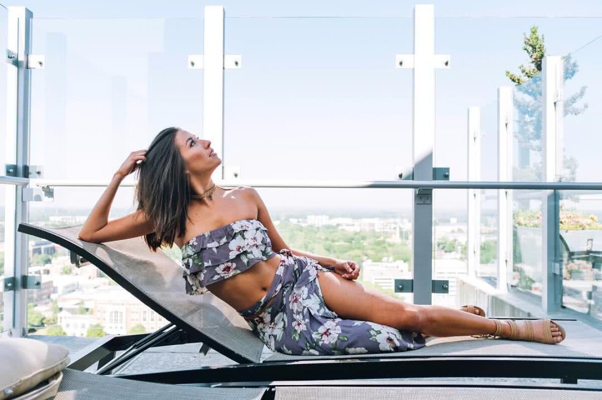 GALERIE FOTO Șocant! O frumoasă prezentatoare amenințată cu moartea pentru că a întrerupt Masterul de golf