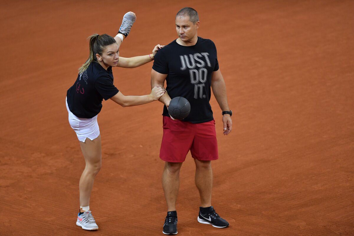 FRANȚA - ROMÂNIA, FED CUP // Zgura din sala cu surprize » Detalii inedite de la antrenament: întrebarea pusă de Monica Niculescu + ce inovație pregătesc francezii