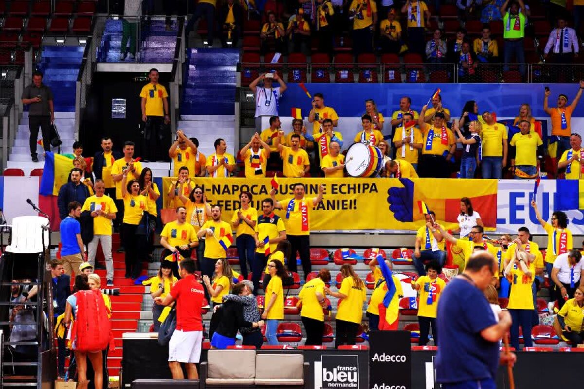  FED CUP, FRANȚA - ROMÂNIA 1-1 // VIDEO+FOTO Mihaela Buzărnescu a pierdut în fața Carolinei Garcia, Simona Halep a trecut de Kristina Mladenovic