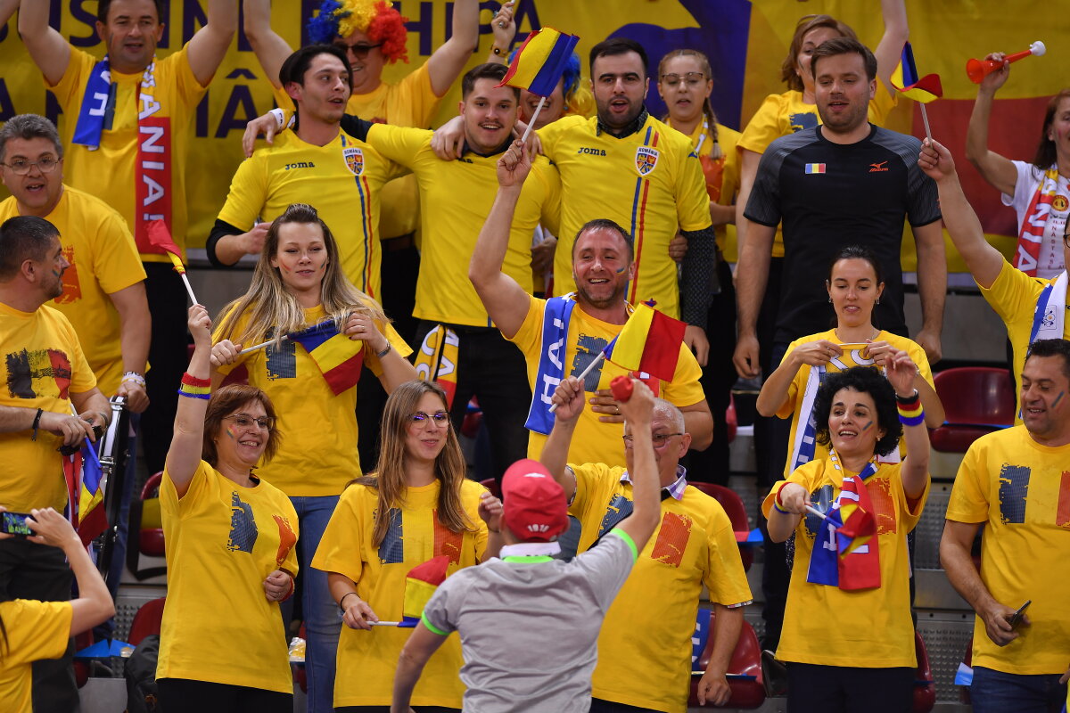  FED CUP, FRANȚA - ROMÂNIA 1-1 // VIDEO+FOTO Mihaela Buzărnescu a pierdut în fața Carolinei Garcia, Simona Halep a trecut de Kristina Mladenovic