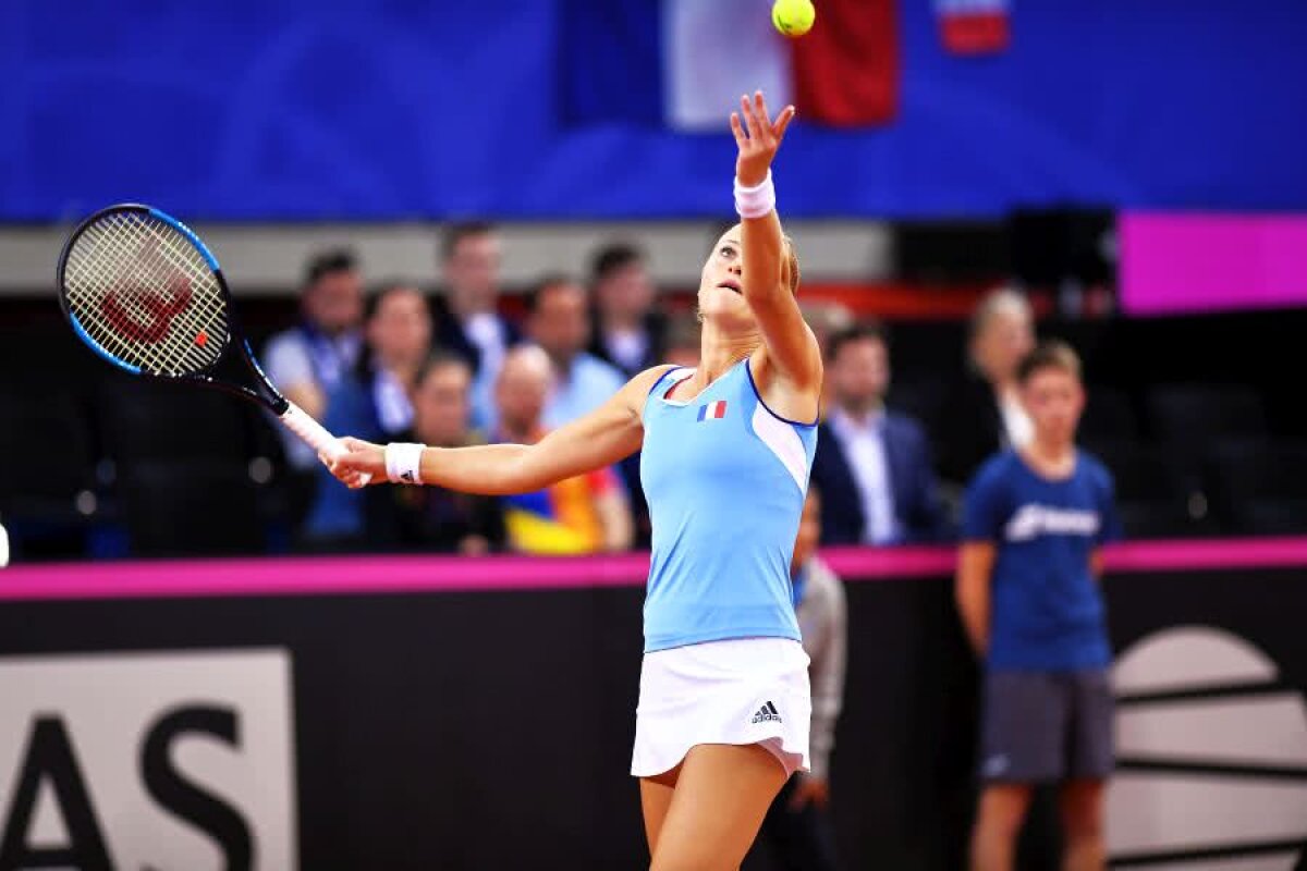  FED CUP, FRANȚA - ROMÂNIA 1-1 // VIDEO+FOTO Mihaela Buzărnescu a pierdut în fața Carolinei Garcia, Simona Halep a trecut de Kristina Mladenovic